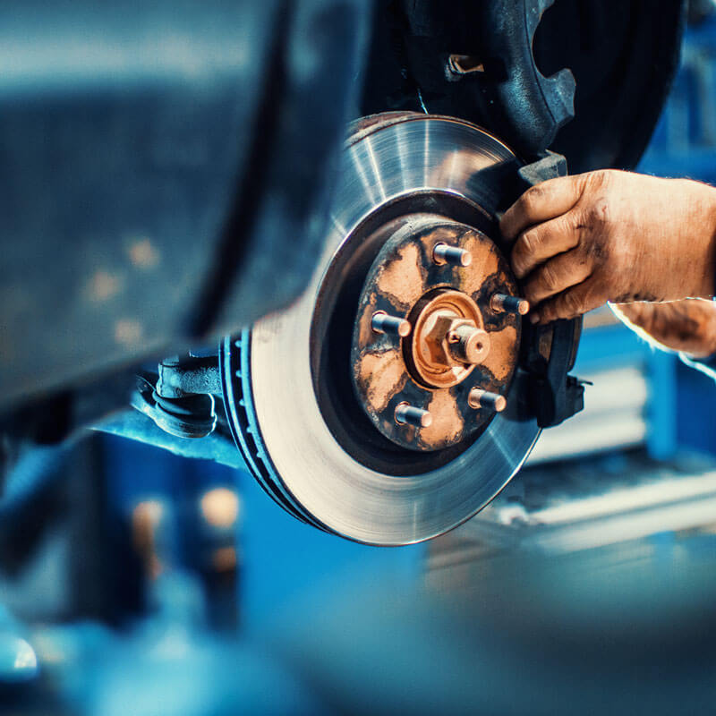 someone changing rotors